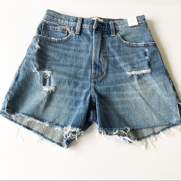Abercrombie & Fitch Pants - NWT Abercrombie & Fitch High Rise Curve Love Short